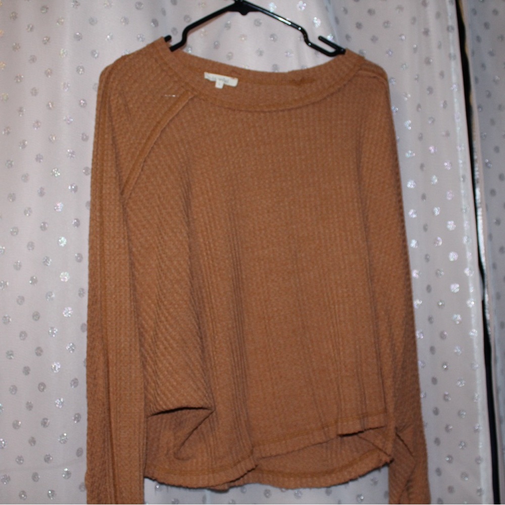 Long sleeve top